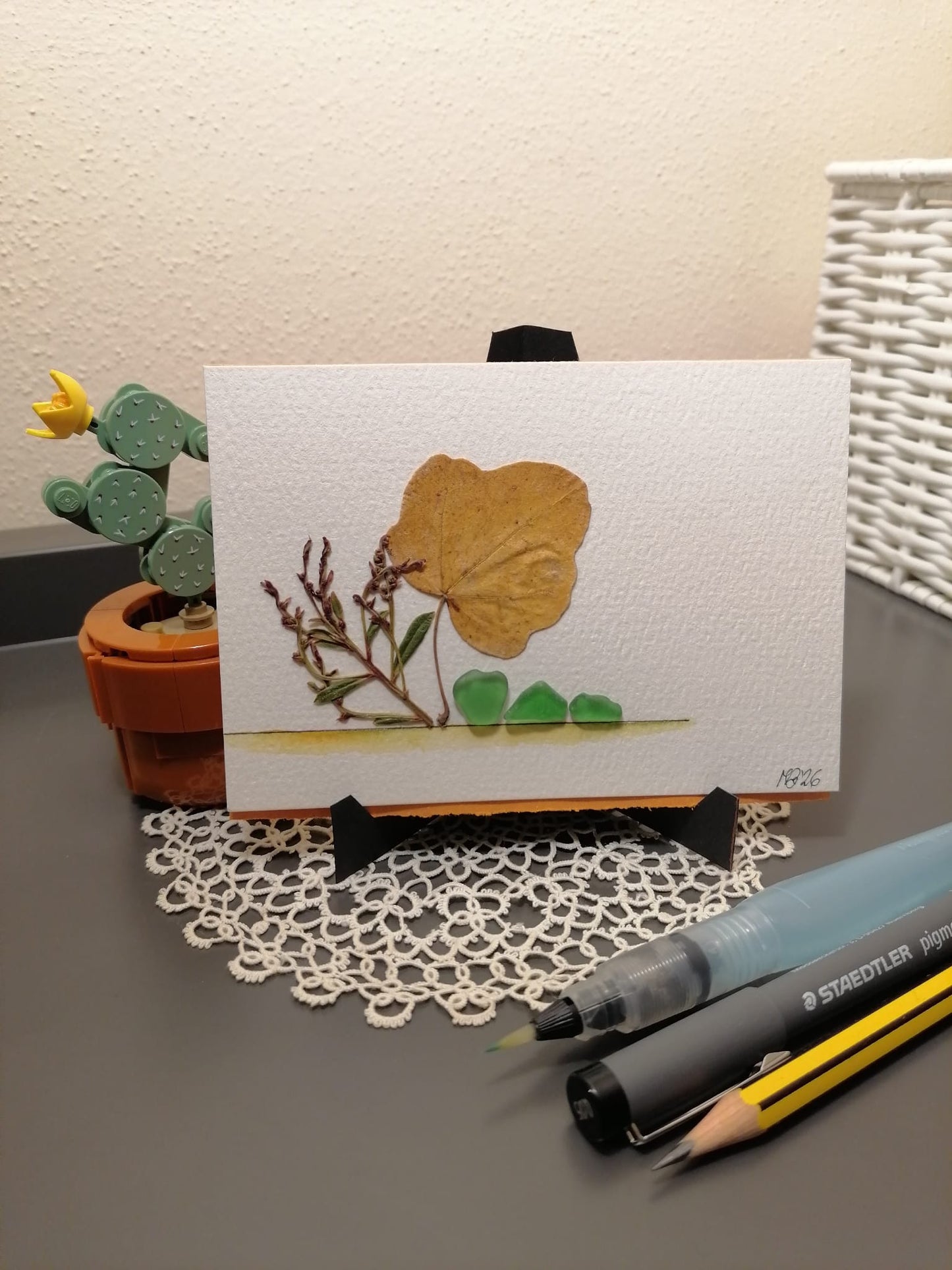 Fiori, foglie e vetro